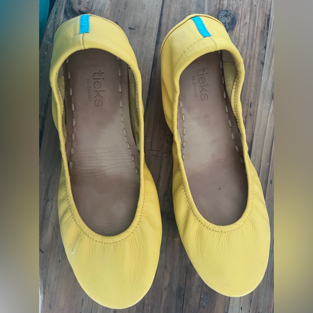 Tieks size 9 ballet flats